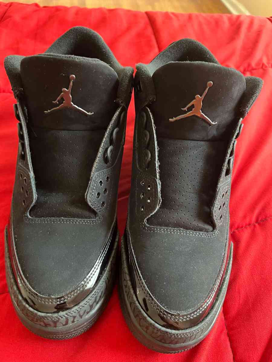 air Jordan black cat 3 laces come with it size 10 - Fayetteville, North Carolina