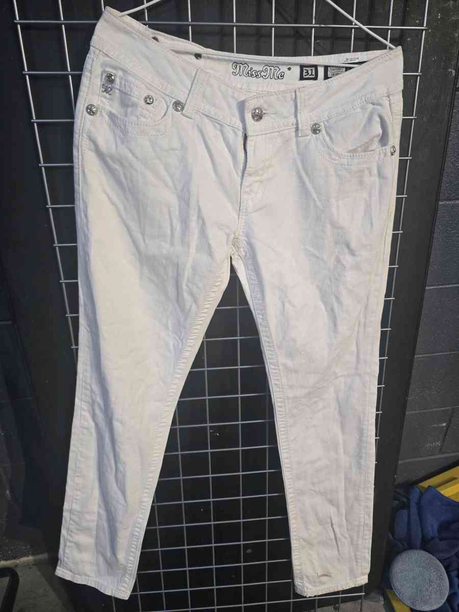 women miss me jeans color white - Aurora, Colorado - FleaMarketBay