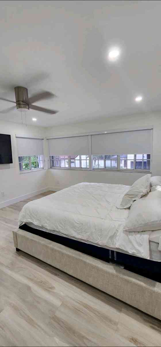 zebra Shades lights filtering o roller shades blackout o scr - Miami, Florida