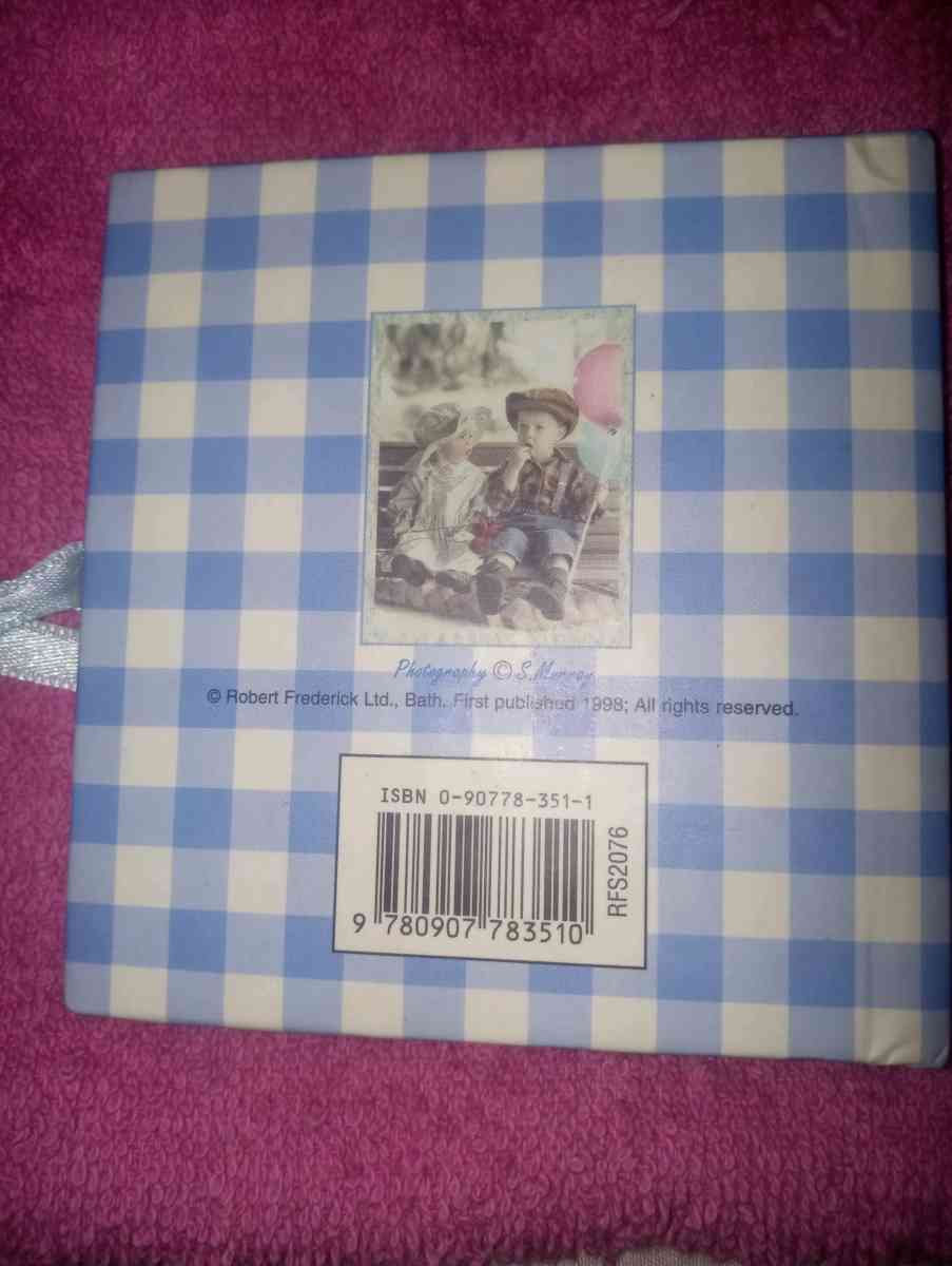 Photographs album books - Merry Hill, North Carolina - FleaMarketBay