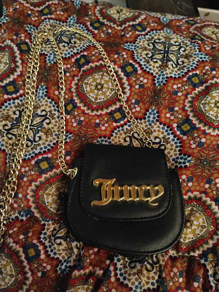 JUICY COUTURE PURSE - Garden Grove, California