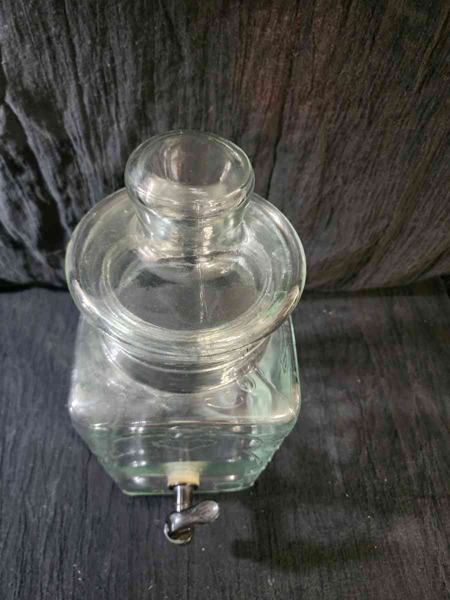 Beverage container - Knoxville, Tennessee - FleaMarketBay