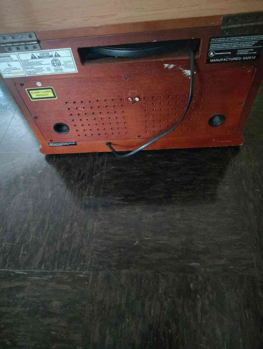 Class 1 Laser Product Record Player USB Hookup Tape Player - Nashville, Tennessee