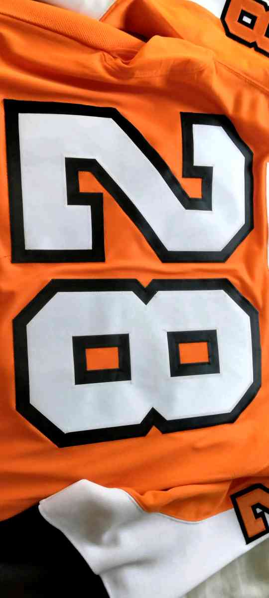 Philadelphia Flyers Claude Giroux Jersey - Norristown, Pennsylvania - FleaMarketBay