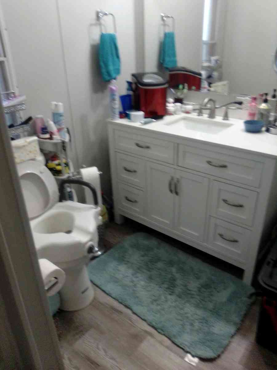 my sale to my mobile  home like nice like new please - Florence, Kentucky - FleaMarketBay