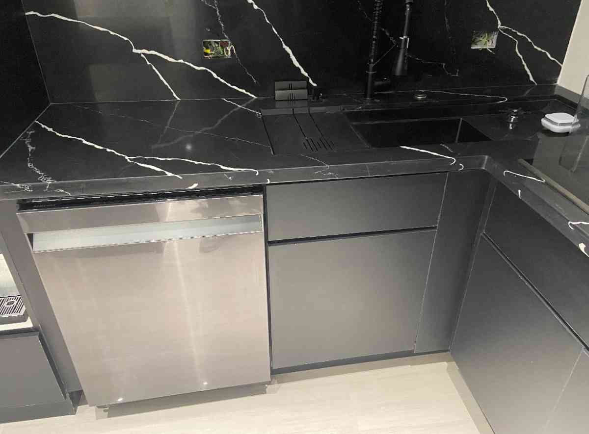 Modern small Kitchens - Miami, Florida - FleaMarketBay