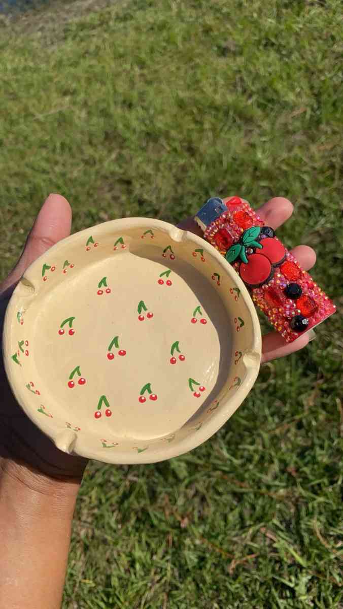 Cherry Ashtray - Lake Mary, Florida - FleaMarketBay