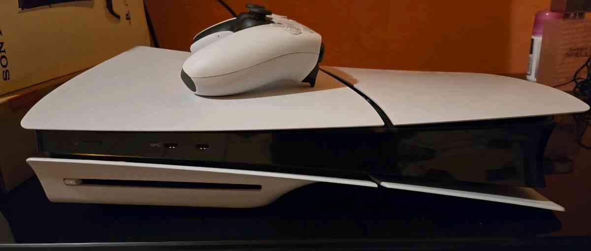 Play Station 5 Slim - Fountain, Florida