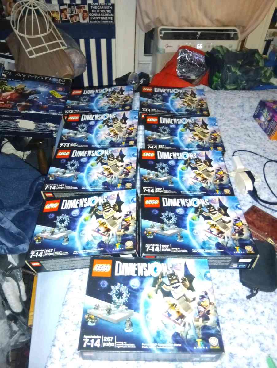 267 piece set nine boxes in total Lego dimensions starter se - Akron, Ohio - FleaMarketBay