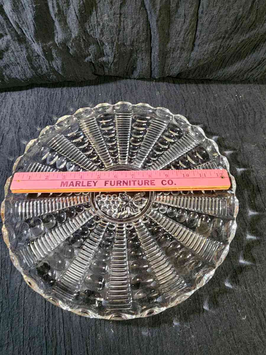 Pressed glass platter - Knoxville, Tennessee - FleaMarketBay