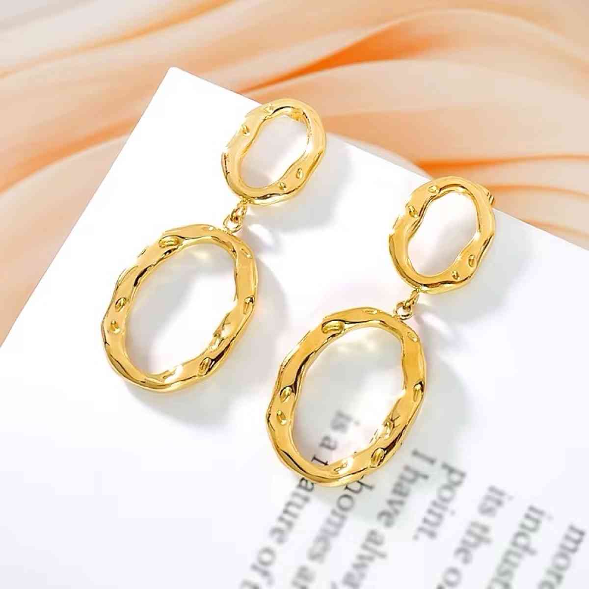 earring - Houston, Texas - FleaMarketBay