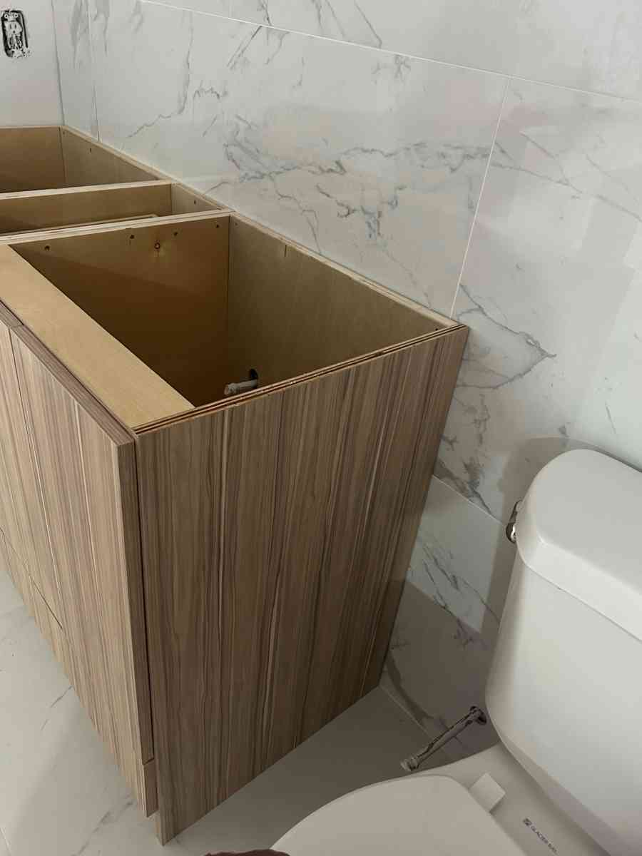 New Modern Bathroom cabinets - Miami, Florida - FleaMarketBay