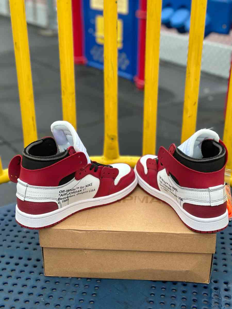 Air Jordan 1 Off White Chicago Red Retro High OG CNC Basketb - Brooklyn, New York - FleaMarketBay