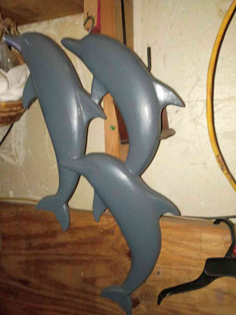 dolphin hanging sculpture - Denham Springs, Louisiana - FleaMarketBay