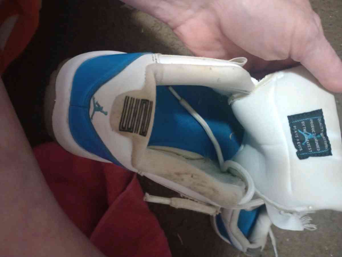 Mens Nike Retro Air Jordan 11 - Sharpsville, Pennsylvania - FleaMarketBay
