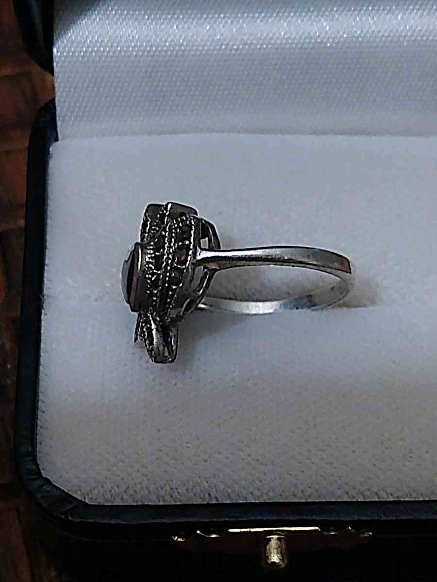 Sterling silver ring sz 7 - Dallas, Texas - FleaMarketBay