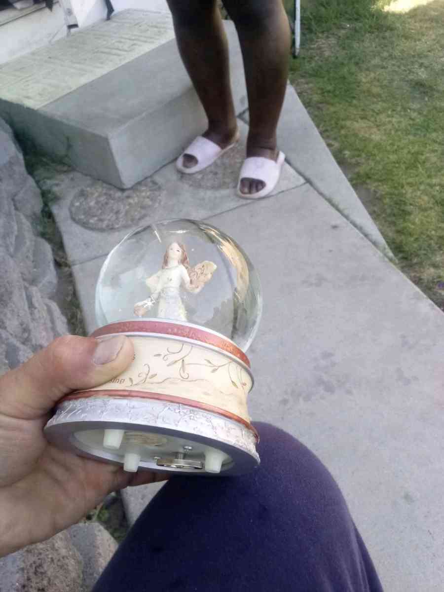 lets make music together - Anaheim, California - FleaMarketBay