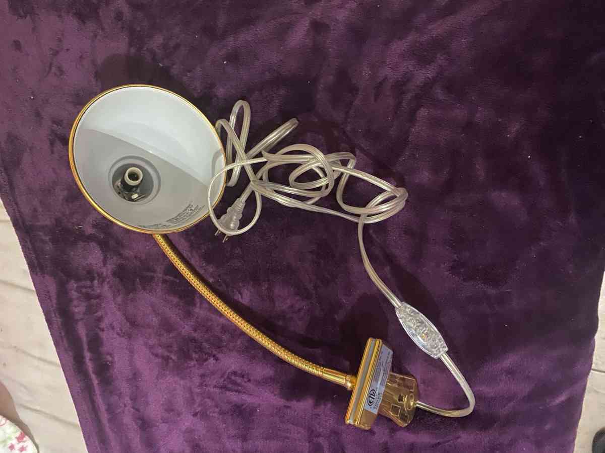 bedside lamp - Houston, Texas - FleaMarketBay