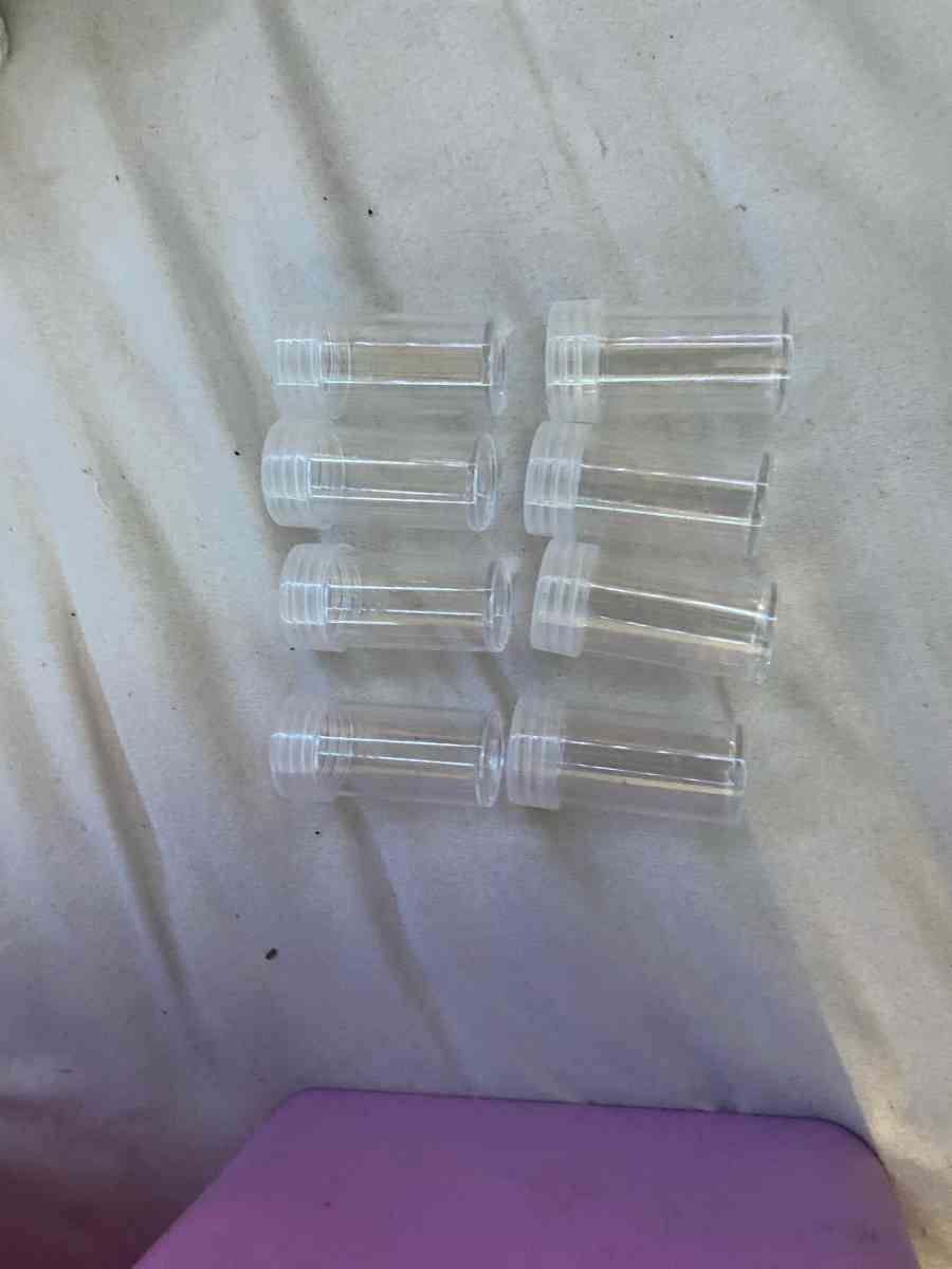 92 pcs 10 ml clear plastic bead containers - Houston, Texas