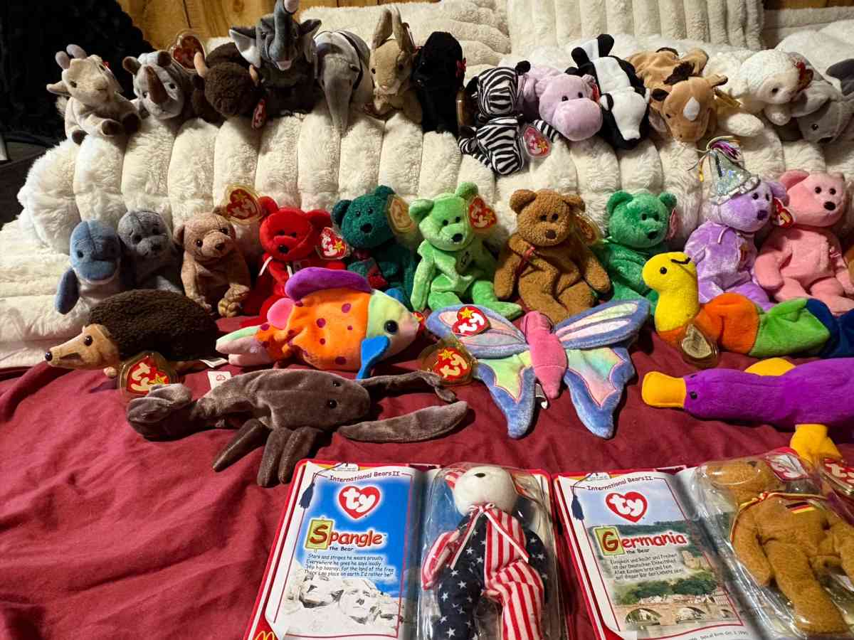 Ty beanie babies authentic retired and never played with - Mena, Arkansas - FleaMarketBay