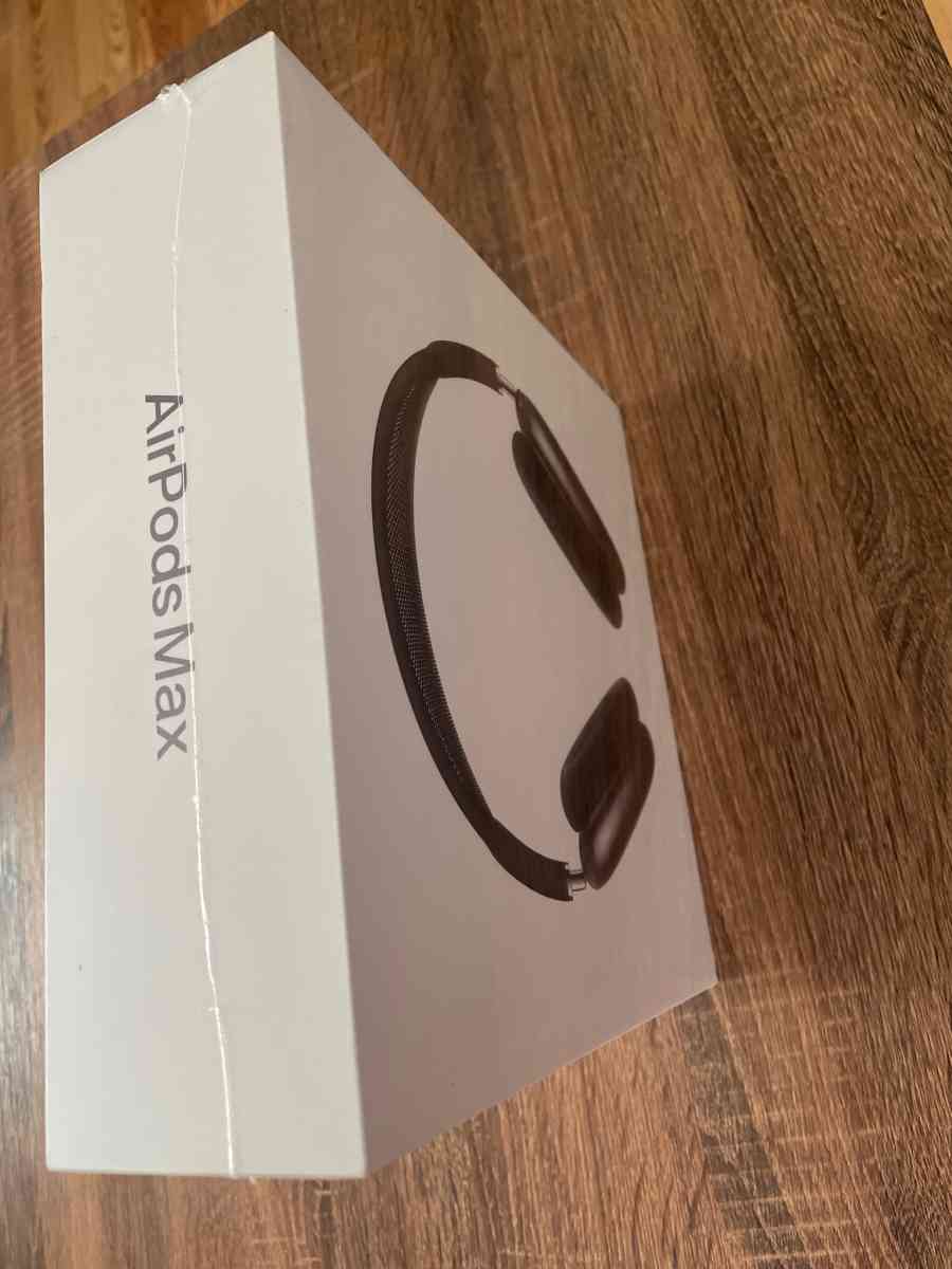 Apple AirPod Max midnight - Elmont, New York - FleaMarketBay