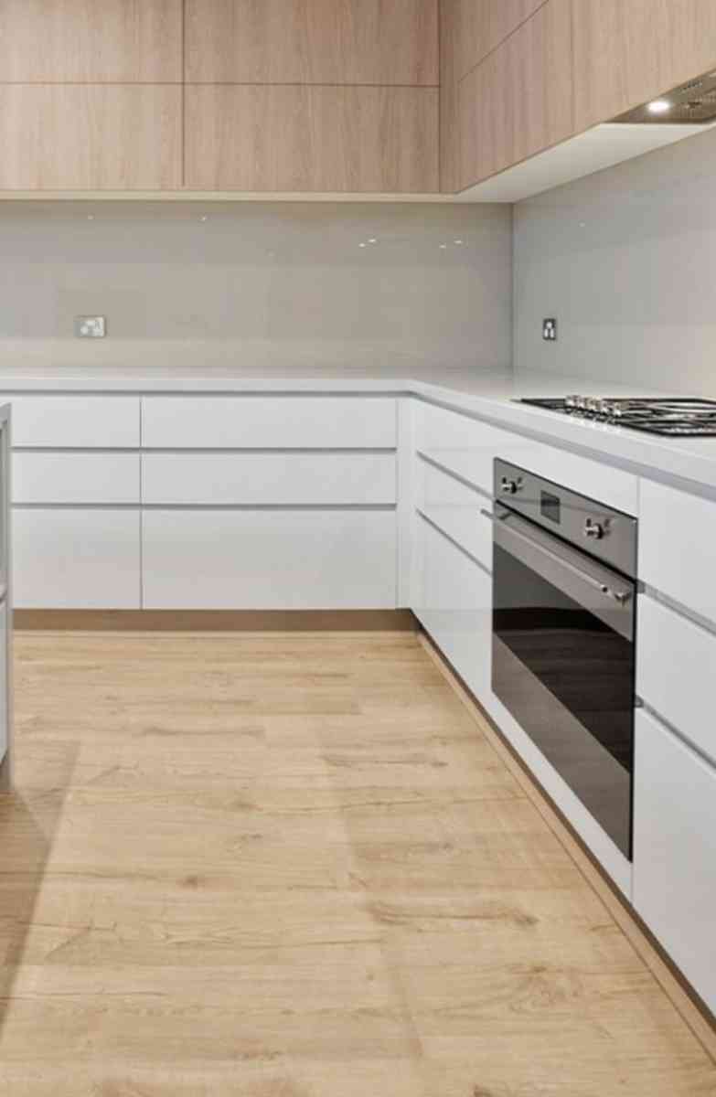 Luxury Kitchens - Miami, Florida - FleaMarketBay