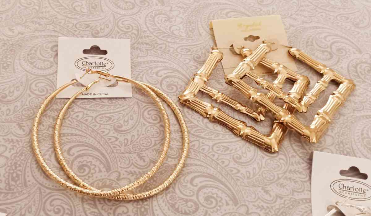 clearance jewelry bundle - North Las Vegas, Nevada - FleaMarketBay