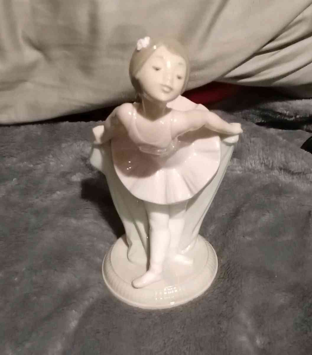 Vintage 1990s NAO Ballerina Porcelain Figurine Hand Made - Napa, California