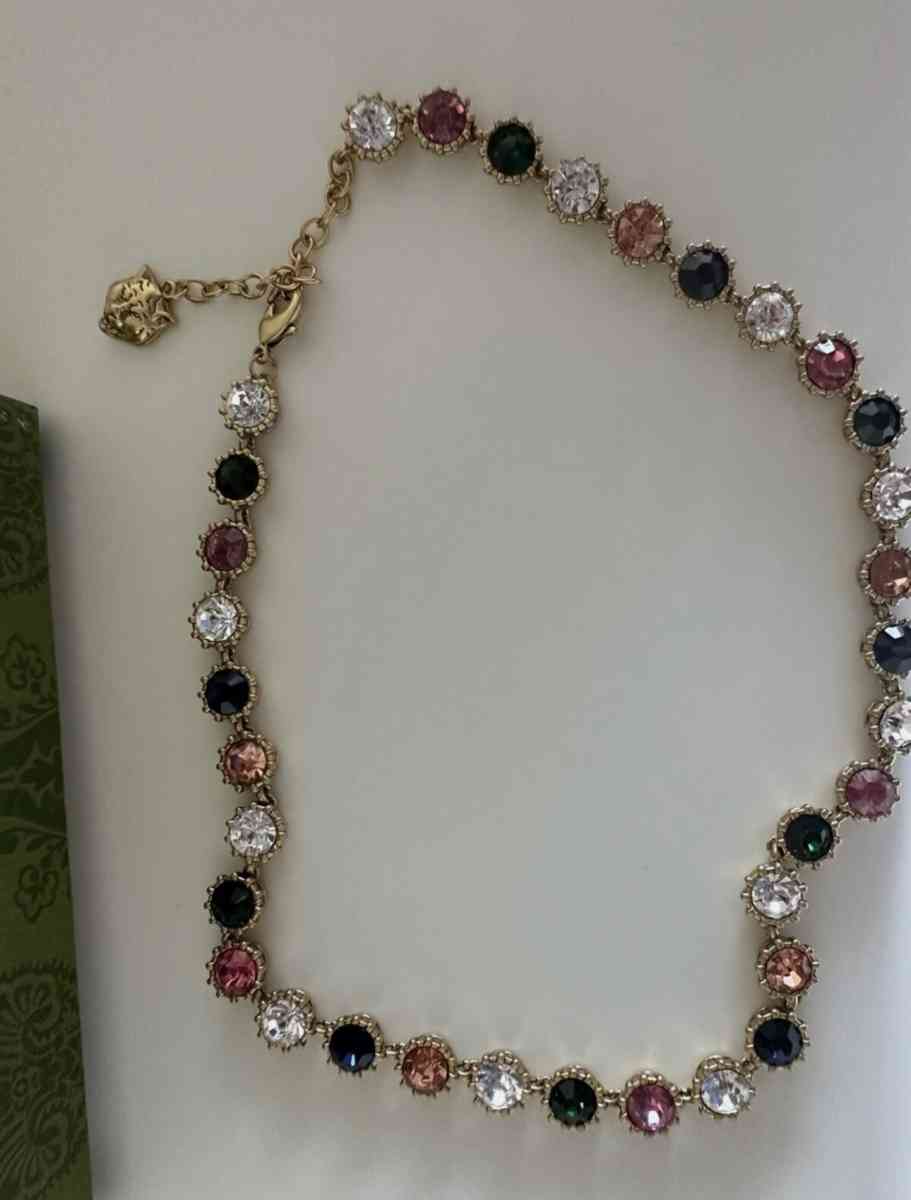 used Gucci Gold Multicor Stones Lion Necklace - Brooklyn, New York - FleaMarketBay