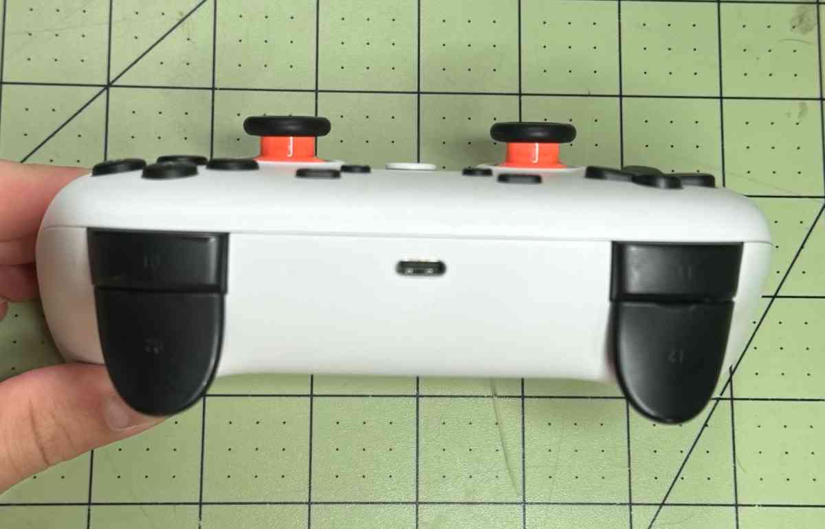 Google Stadia H2B Premiere Edition Controller White Used Tes - Brooklyn, New York - FleaMarketBay