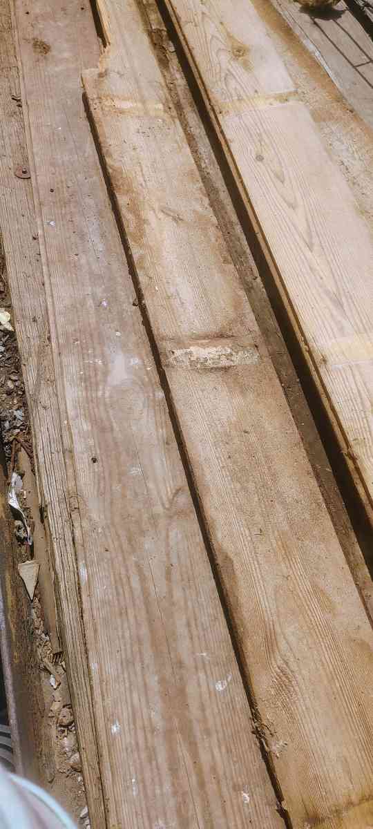 Barn Wood - New Boston, Illinois - FleaMarketBay