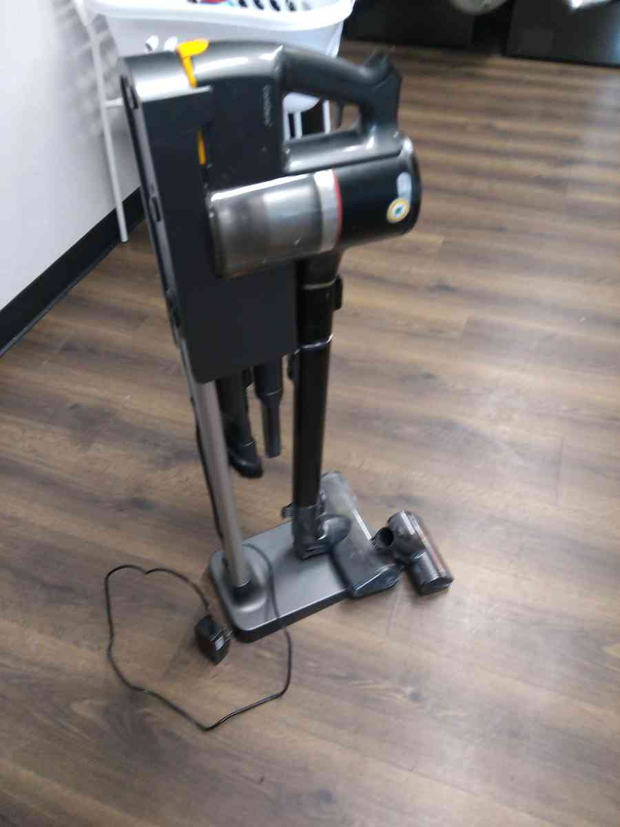 LG CordZero Vacuum - Seattle, Washington - FleaMarketBay