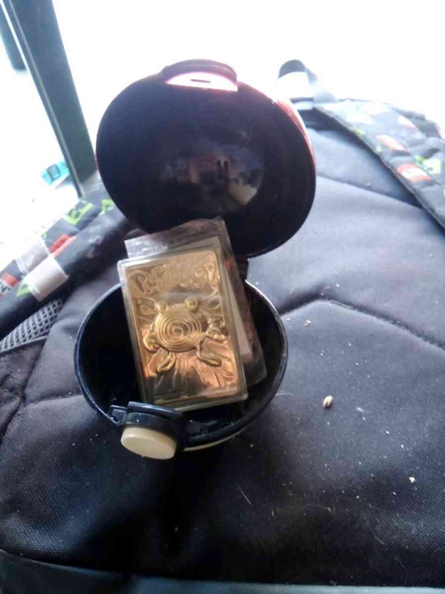 Poliwhirl Gold plated trading card - Sacramento, California - FleaMarketBay