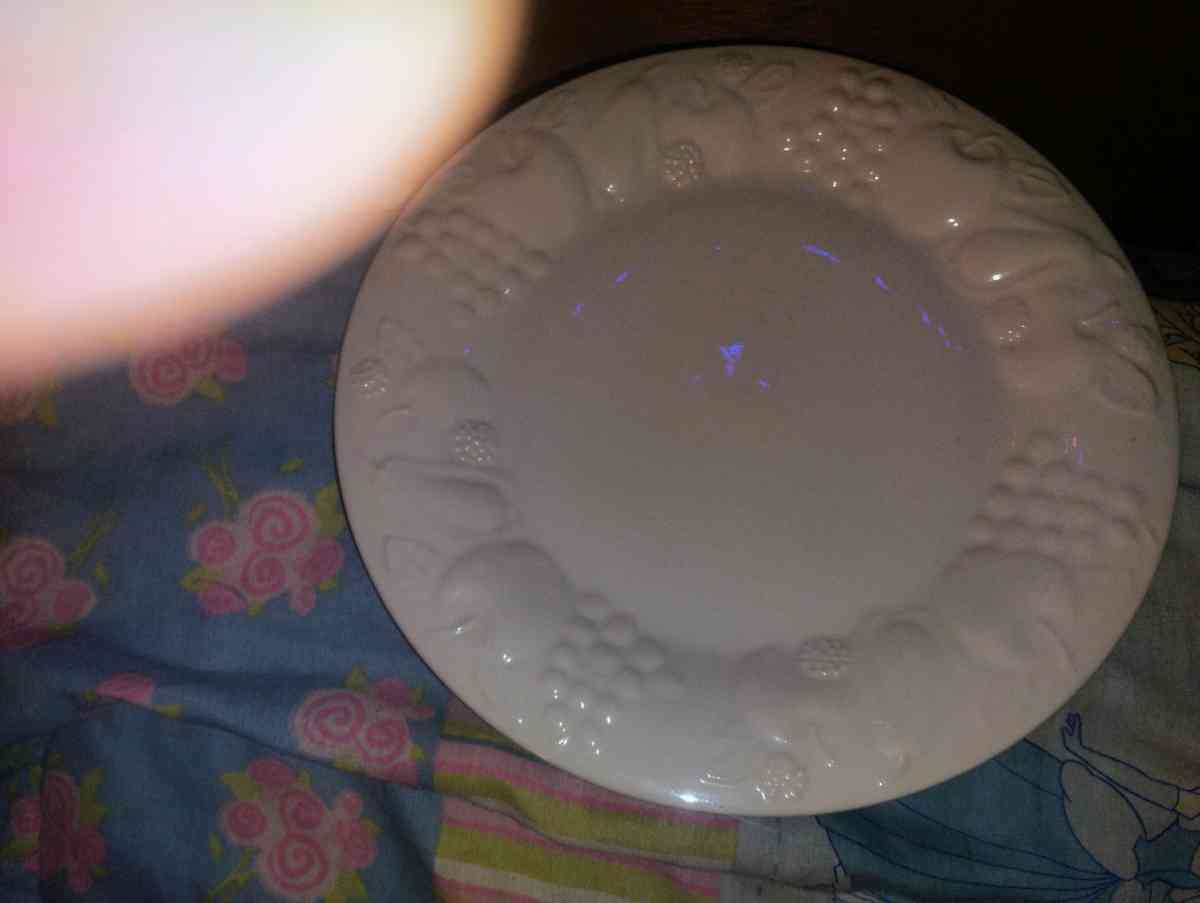 plates vintage grapevine stuff - Cisco, Texas - FleaMarketBay