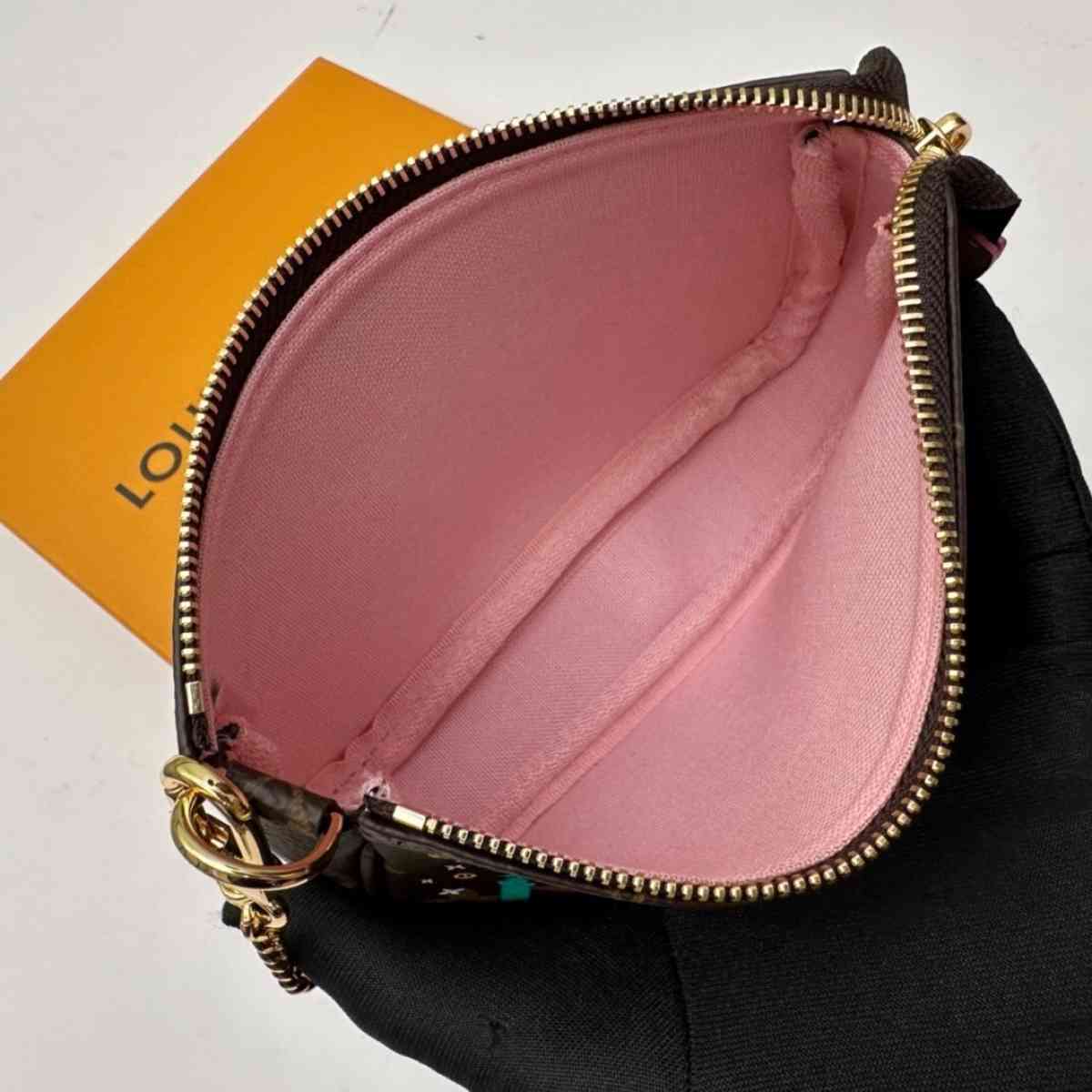 LOUIS VUITTON Limited Edition Monogram Canvas Christmas 2022 - Brooklyn, New York - FleaMarketBay