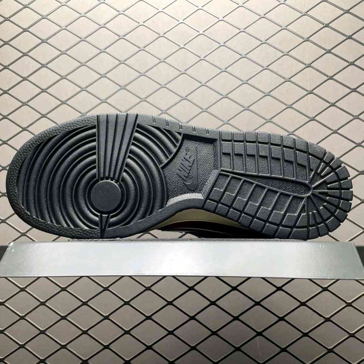 Nike Dunk SB Low X Freddy Krueger - Kissimmee, Florida - FleaMarketBay