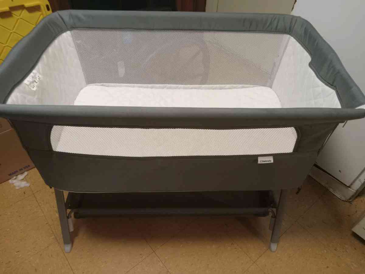 cowiewie Bassinet - Louisville, Kentucky - FleaMarketBay