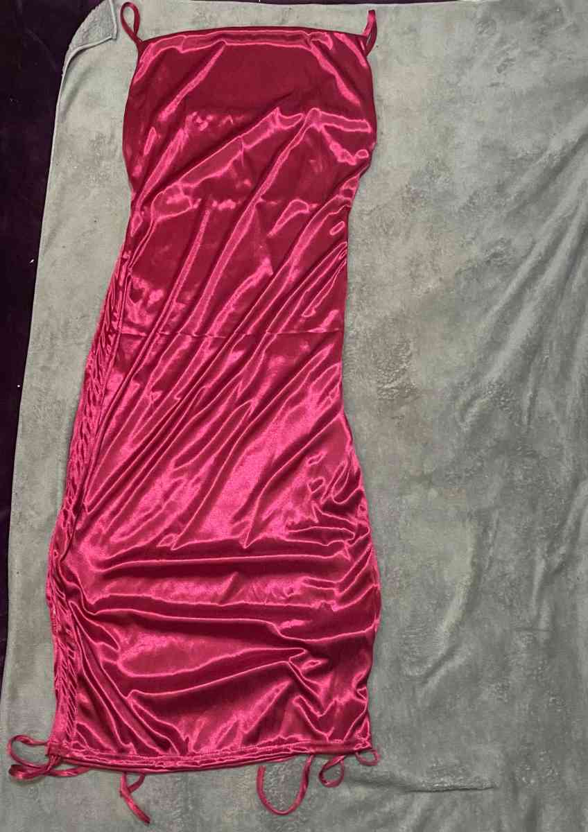 pink dress - Houston, Texas - FleaMarketBay