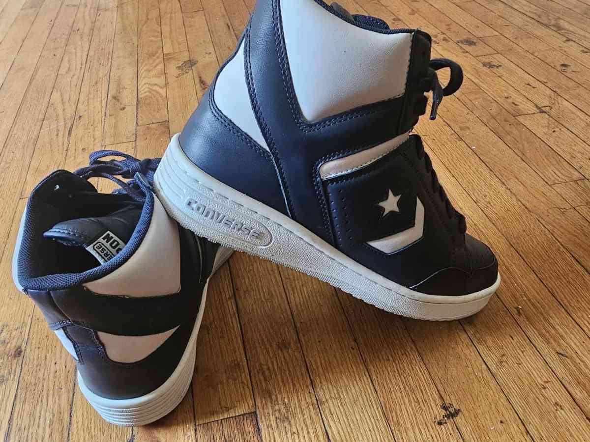 Converse Weapons Navy High Top Sneakers - West Orange, New Jersey - FleaMarketBay