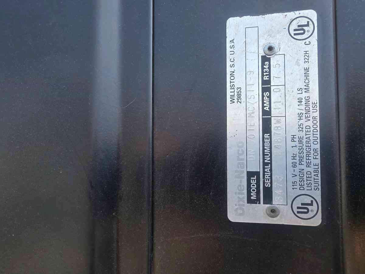 VENDING MACHINES - Rialto, California - FleaMarketBay