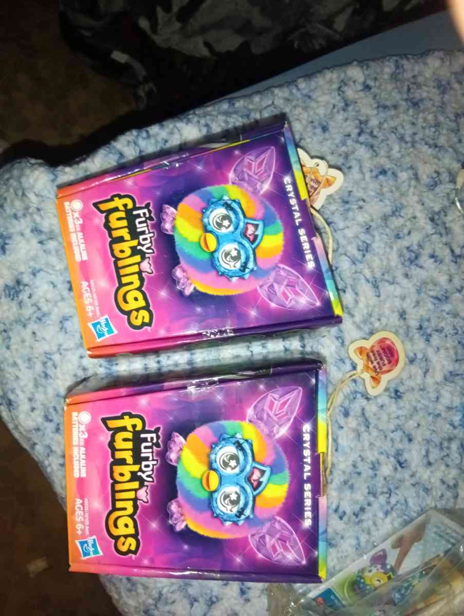 furby furblings - Akron, Ohio - FleaMarketBay