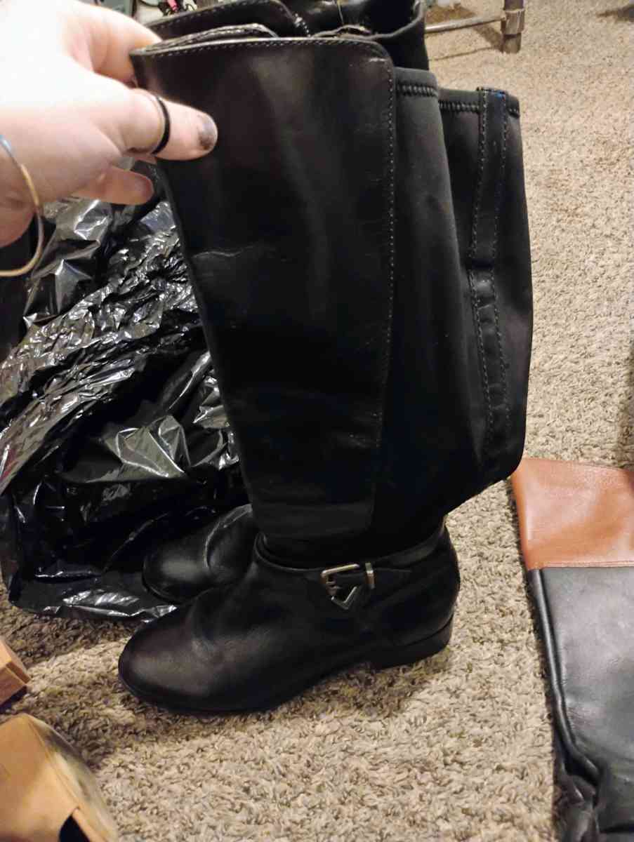 6 different women boots size 8 - Alicia, Arkansas - FleaMarketBay