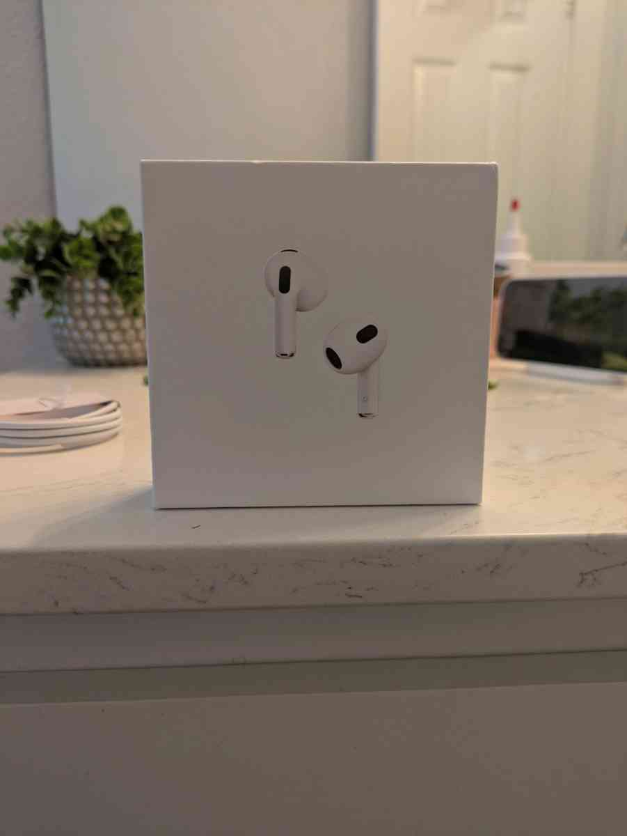 Airpods - Pompano Beach, Florida - FleaMarketBay