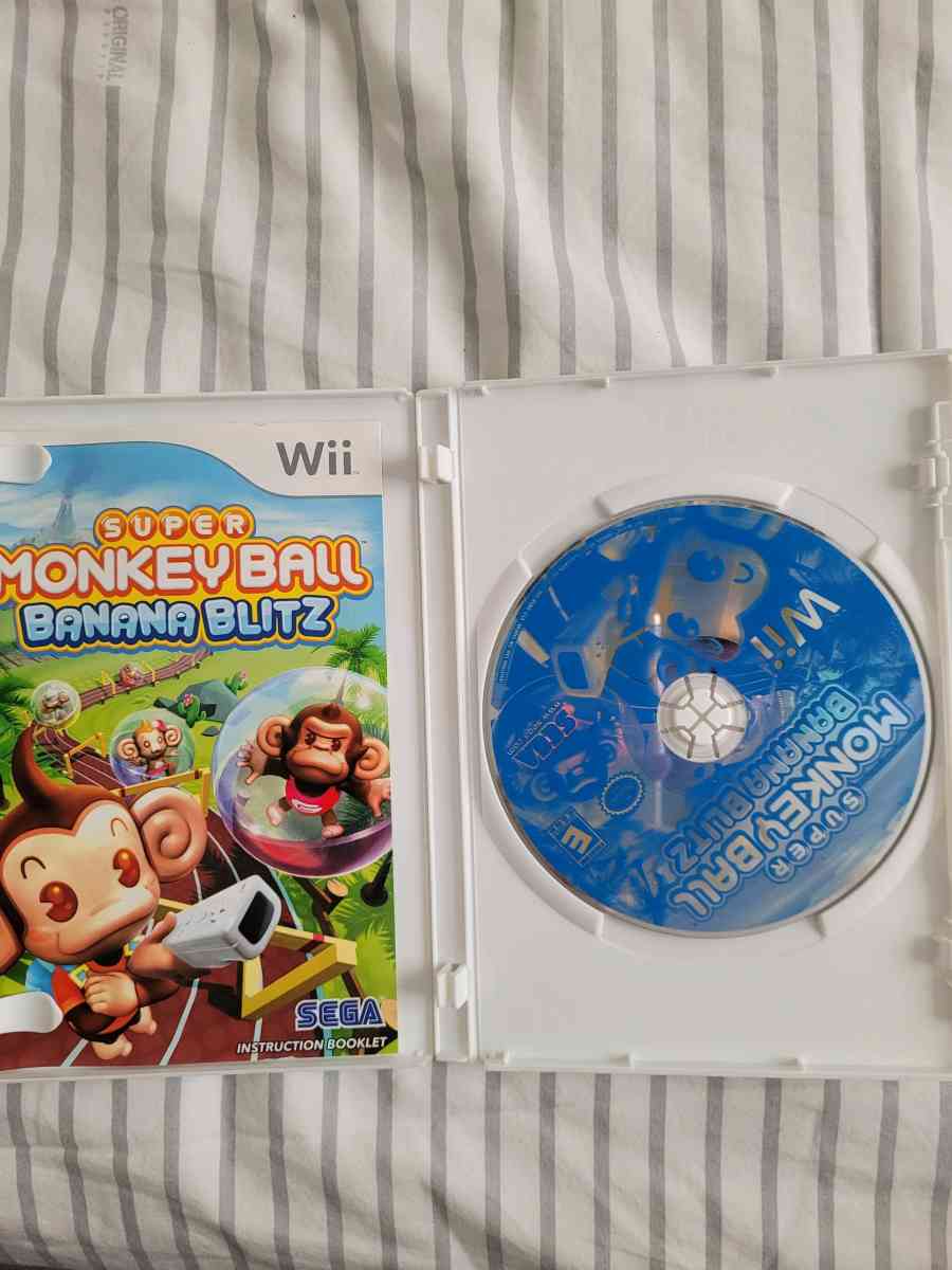 Red Wii Console Backward Compatible - Winter Haven, Florida - FleaMarketBay