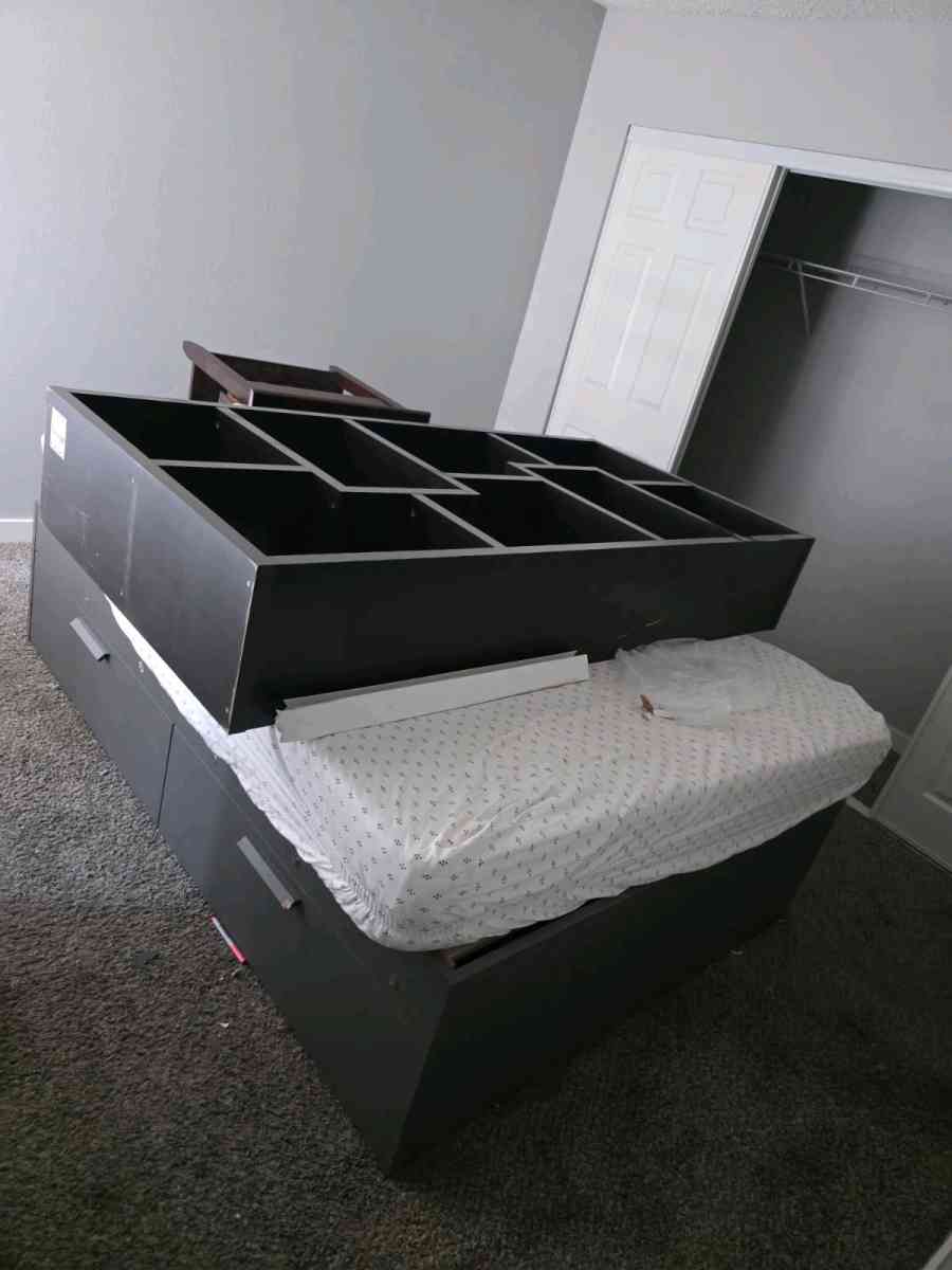 junk Removal - Las Vegas, Nevada - FleaMarketBay