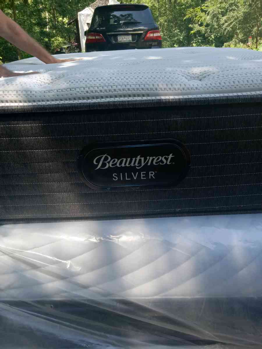 queen Matress set - Greer, South Carolina