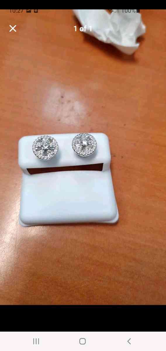 earring - Houston, Texas