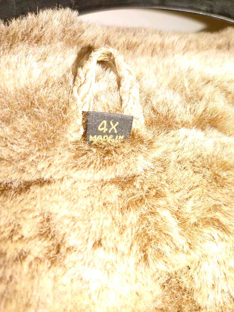 F R Tripler Genuine Leather Coat - Maple Heights, Ohio - FleaMarketBay