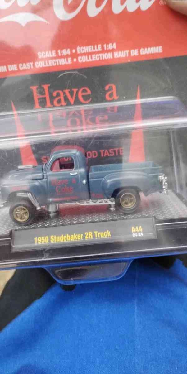 Hot Wheels 4 piece - Craig, Colorado - FleaMarketBay