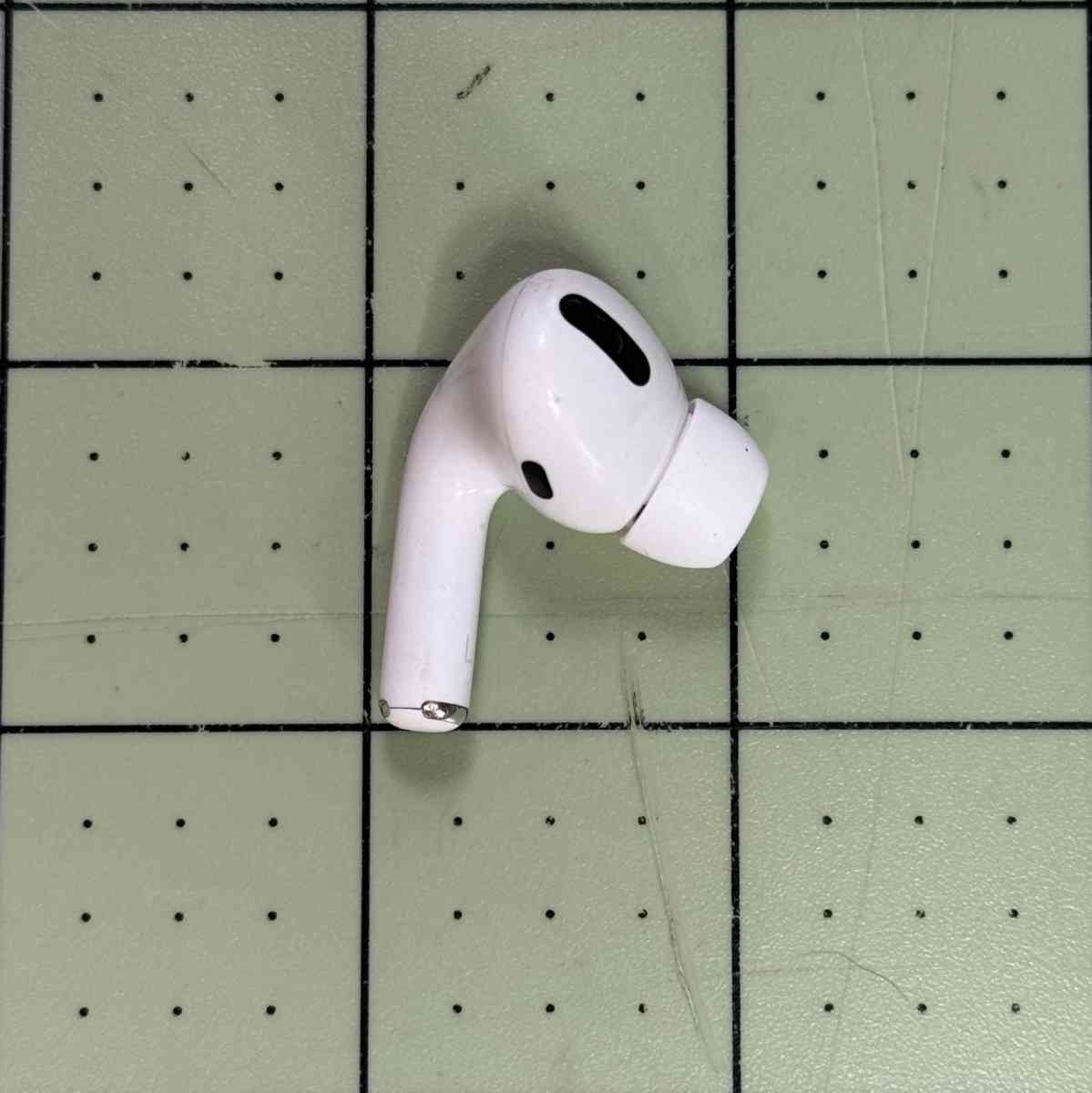 Apple AirPods Pro 1st Gen Replacement ONLY Left Earbud A2084 - Brooklyn, New York